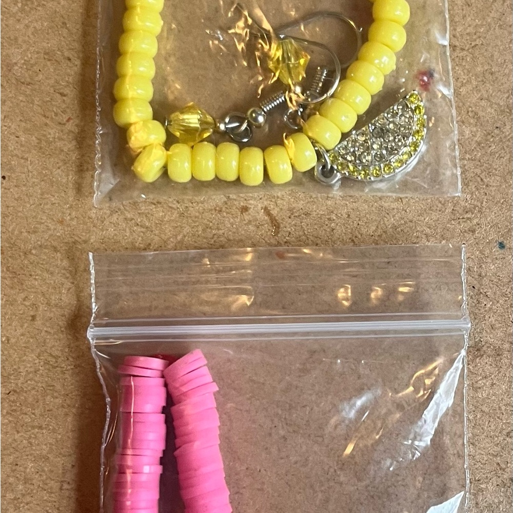 Bracelets and earrings sets
